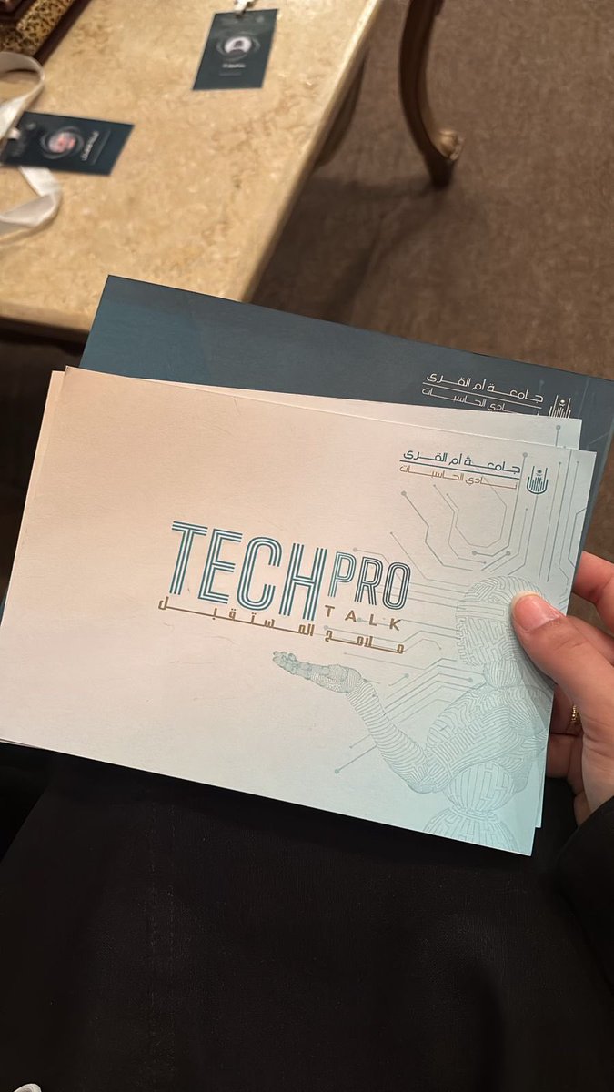 0ory_3's tweet photo. TechPro Talk
بنسخته الثالثة تحت شعار ملامح المستقبل 
هذه المره كـ رئيسة لجنة شؤون الاعضاء
اللجنة التي اثبتت نفسها في هذا الحدث و أبدعت جدًا،من دعوات خاصة، إطار التصوير، المراية، و بطايق المتحدثين
ومن هذا المنبر أشكر جميع اعضاء اللجنة المساهمين في انجاح هذا الحدث
#TechPro_Talk3 https://t.co/tX35A8qXOv
