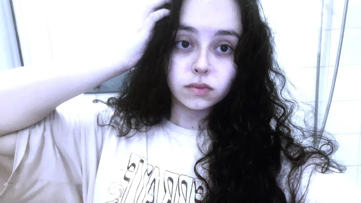 kiaxdraws7483's tweet image. Very much vampire core
#vampire #vampires #vampirecore