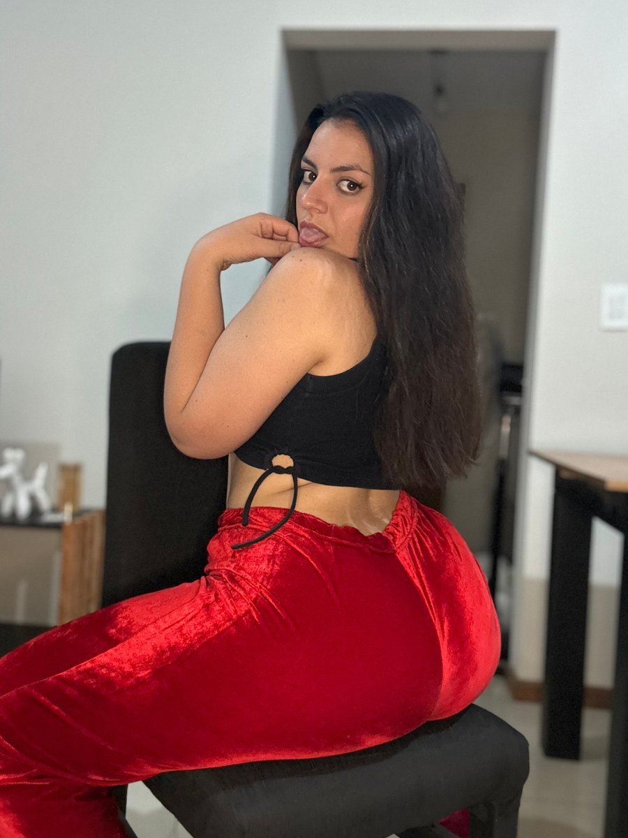 Chloé Curvy | 𐙚 ˚ tweet media