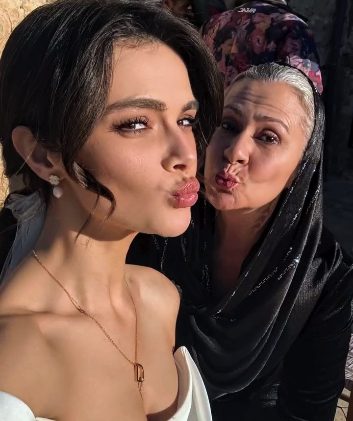 ninola2's tweet image. #UzakŞehir #backstage