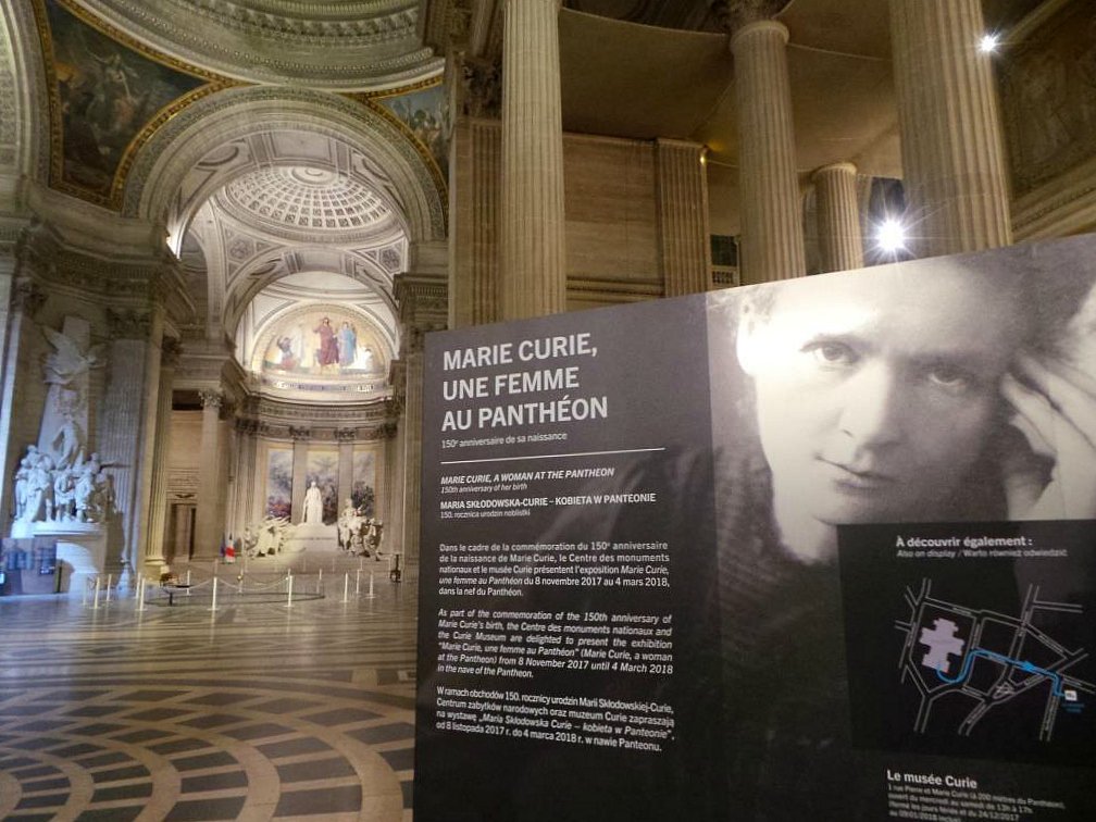 Etienne de Poncins tweet media