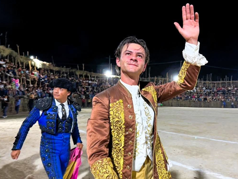 Fauro corta solitaria oreja en Hecelchakán 
peninsulataurina.com/2026/04/fauro-…