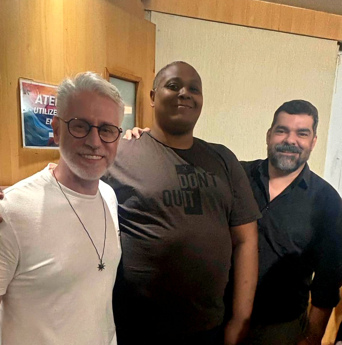 Teledramaturgia's tweet photo. #parceiros @Ti4oNoveleiro Lauro André Almeida https://t.co/eQRu3vezLk
