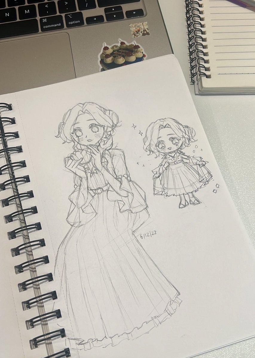 yuuwraa's tweet photo. I found my sketchbook back when I started playing idv which led me to learn how to draw 

#identityv #identityvfanart https://t.co/vPpJHpSiiN
