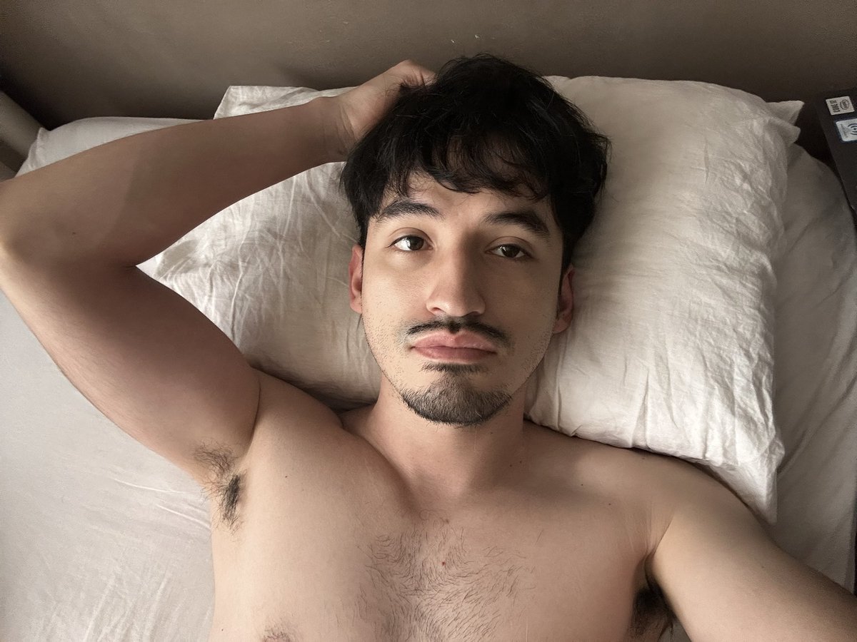 Chris - White Feather Hawk Tuah tweet media