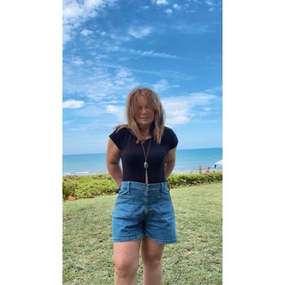 lulupoet's tweet photo. #NewProfilePic https://t.co/vJTaGqY152