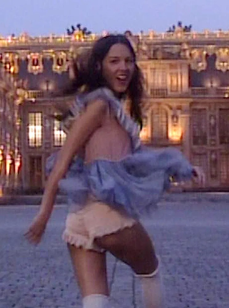 shrek is love, mugler is life❤️‍🔥 tweet media