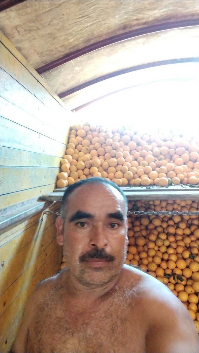 Yahora258's tweet photo. Cómo creen que la tenga este maduro de la central de abastos GDL.
20 rt y la subo 🍆 https://t.co/7FeMNYE30Q