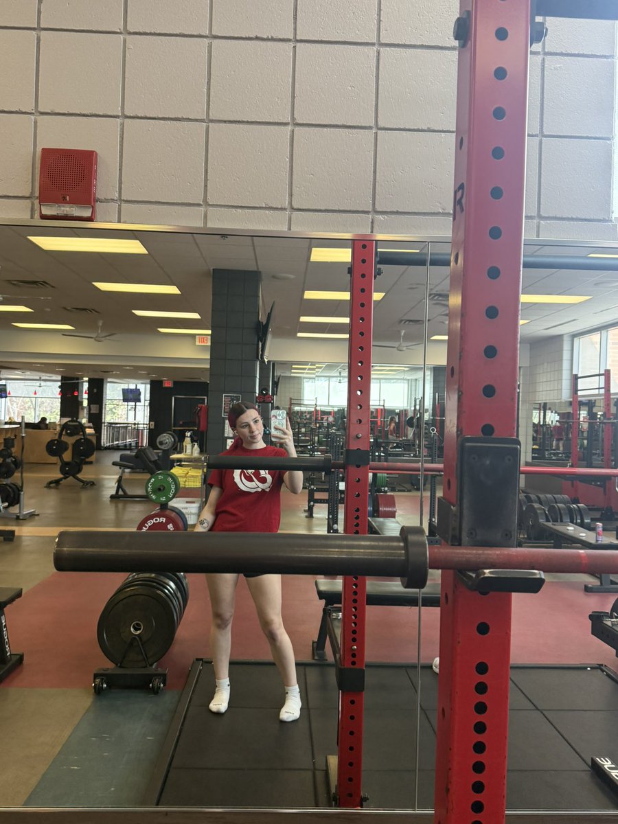 AllisonGK2025's tweet image. Spring season ended yesterday, but continuing to work!

@ImCollegeSoccer @G2CollegeSoccer @NcsaSoccer @MSUM_Soccer #collegelife #collegestudents #athlete #StudentAthlete #soccer