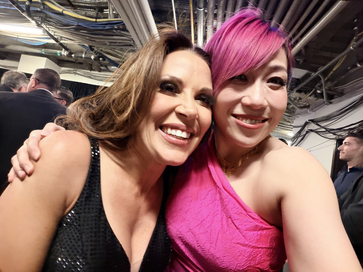 Big LOVE 💕 <a href="/MickieJames/">Mickie James~Aldis</a>