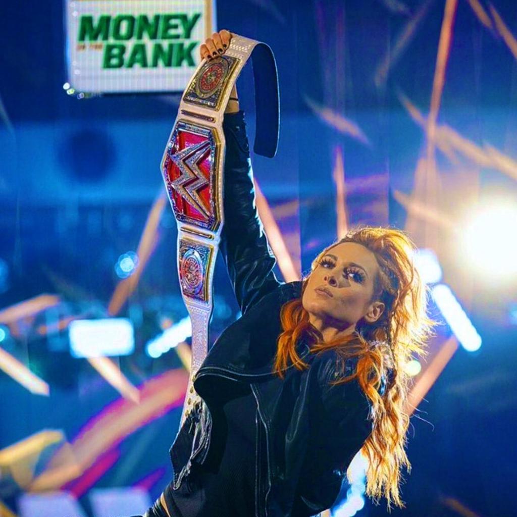 DeadlyAngelo97's tweet photo. Becky Lynch appreciation post π€π
#BextOfTheWeek #GOAT
@BeckyLynchWWE π
#WrestleMANia https://t.co/ZUbowehaHj