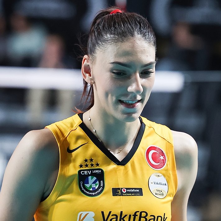 Temmzvolley's tweet image. 🇷🇸Tijana Boskovic'in 3987 günlük bekleyişi sona erdi

2016 - 🥉
2017 -  4⃣.
2018 - 🥈
2019 -🥈
2021 -  4⃣.
2022 -🥉
2023 - 🥈
2024 -🥈
2025 - 🥉
2026 - 🏆

🏆Boskovic #SultanlarLigi'ndeki 11. yılında ilk şampiyonluğunu yaşadı