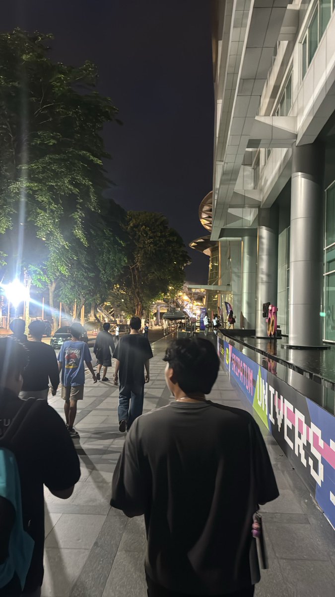 hypeboyyx‵ tweet media