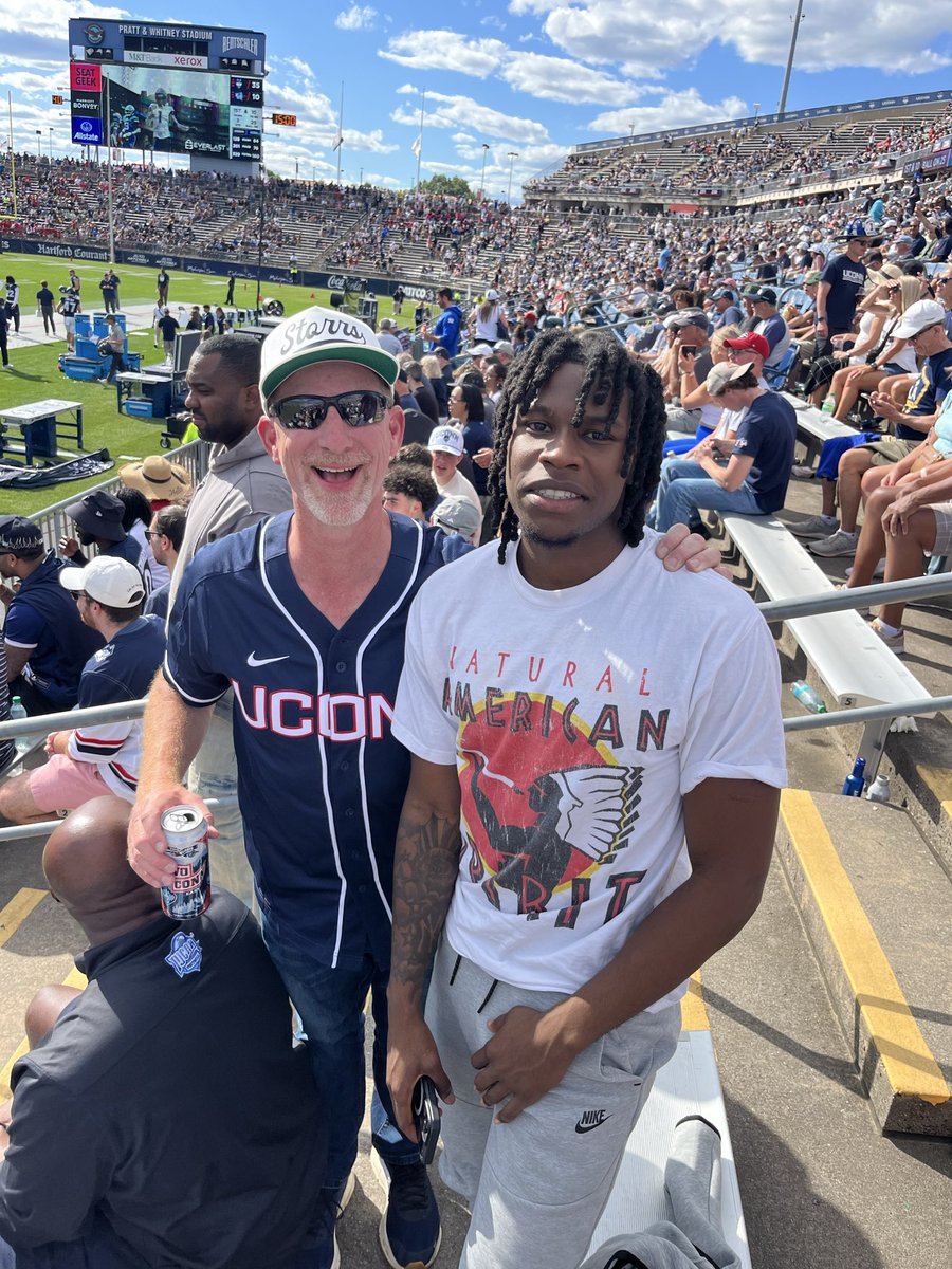 BigRedDisciple's tweet photo. @Opitino @SSN_UConn @CoachKimani I hope he had a great experience overall, as we tried to embrace him early on- even though he may have been like, wtf, with moments like this, we me. 😂 https://t.co/4ifWGN5wBn