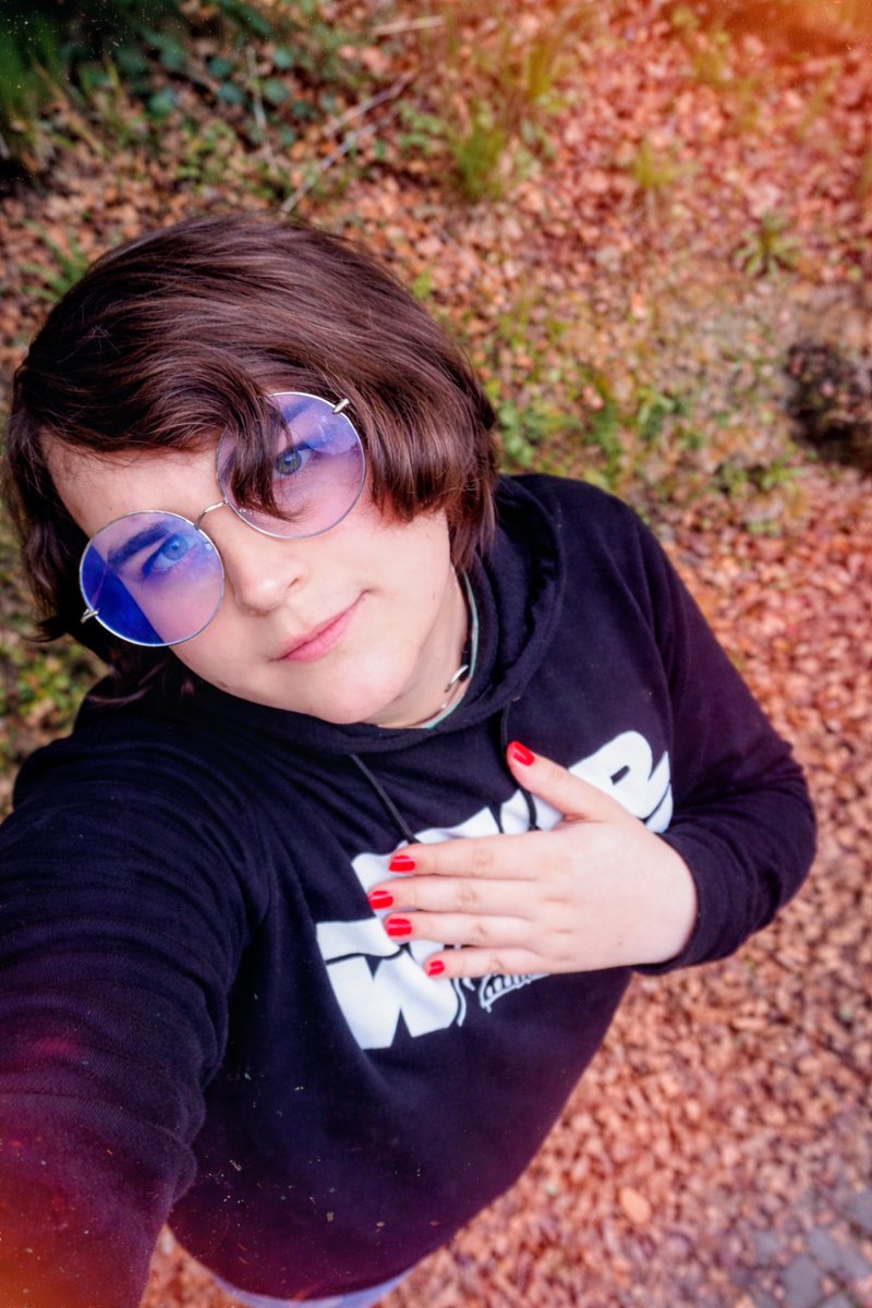 kawaiiomocha's tweet image. nueva foto ✨
últimamente estoy intentando aceptar más cómo soy y expresarme sin tanto miedo
no es fácil, pero poco a poco 💕
#NuevaFotoDePerfil #femboy #selflove #cute #shy