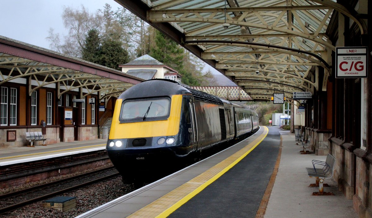 Scotrail Inter7city liveried 43182 and 43147 top and tail Mark 3 set  HA20 as they arrive at Gleneagles with 1H21 15.07 Glasgow Queen Street -  Inverness service. A track defect north of Perth will cause this  working to terminate at Perth 13.4.26 scottishtrains.zenfolio.com/p604331348/e54…