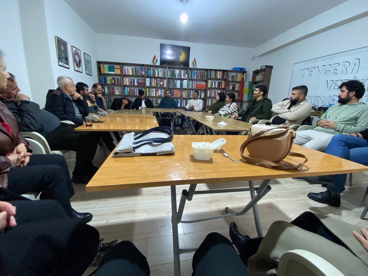 PCSerbixwe's tweet image. 📌Çend dîmenek ji gotûbêja me ya îro ya li Amedê!

#Kurd
#Kurdish
#Kurdistan