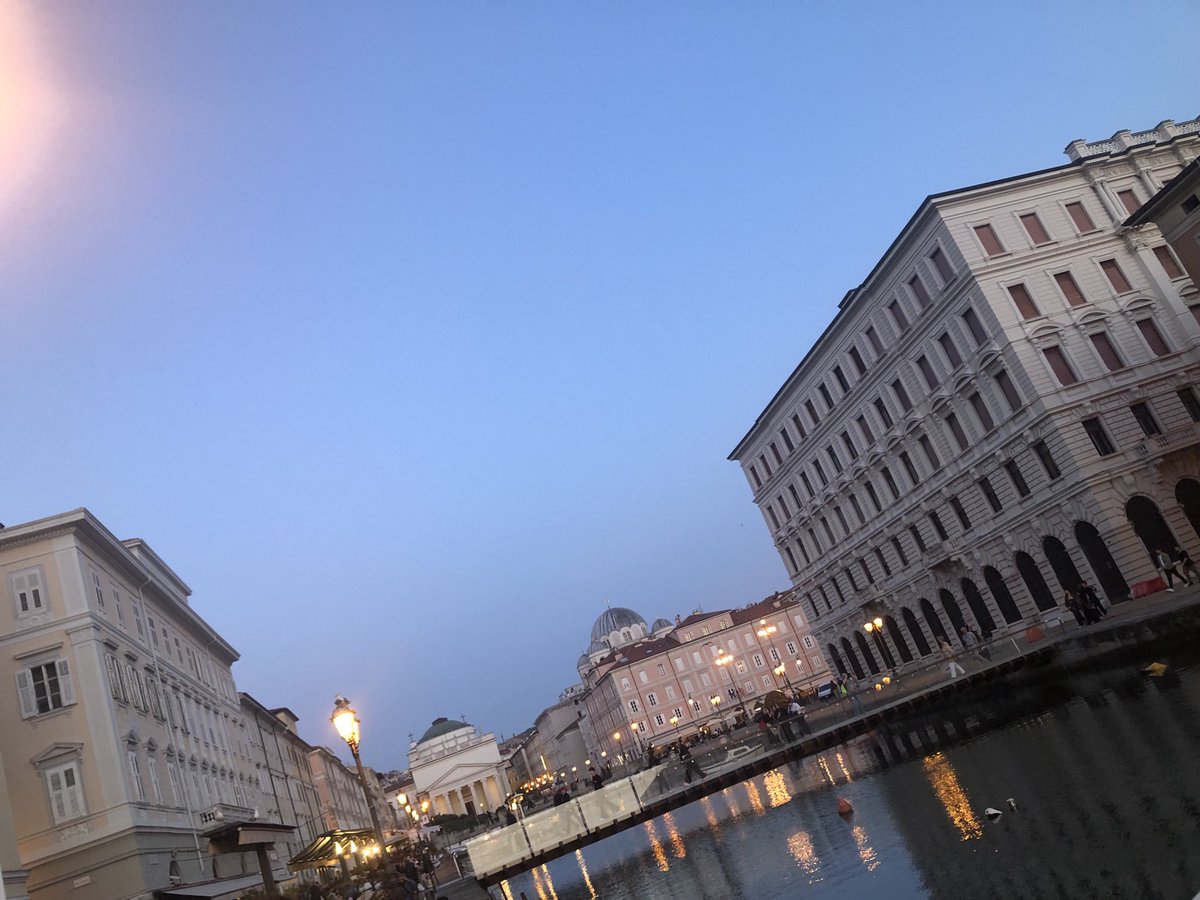 IndiesSaneva's tweet photo. #trieste ♥️ https://t.co/DTG5UJUjwr