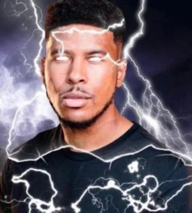 大福団長 tweet media