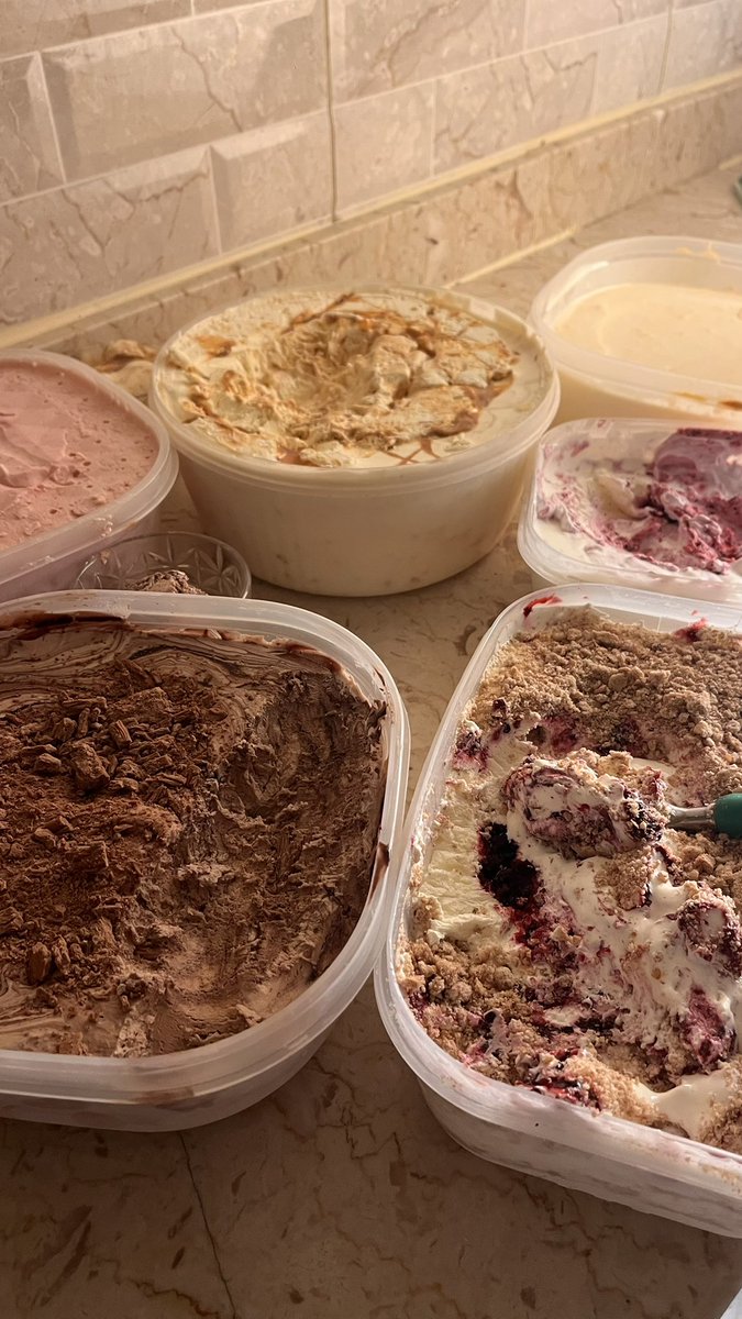 روجِدا tweet media