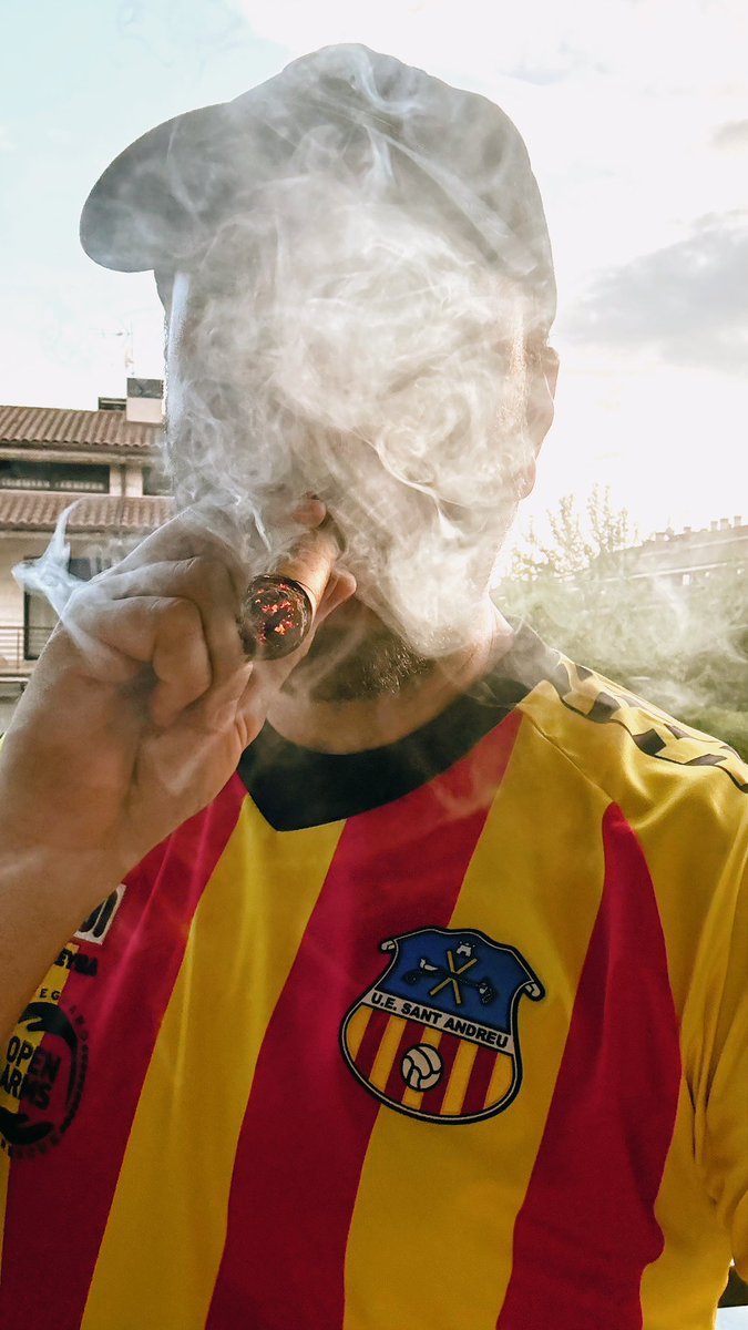 groundhopperbcn's tweet photo. 💛❤️♾️ @uesantandreu https://t.co/8tc0OodBwI