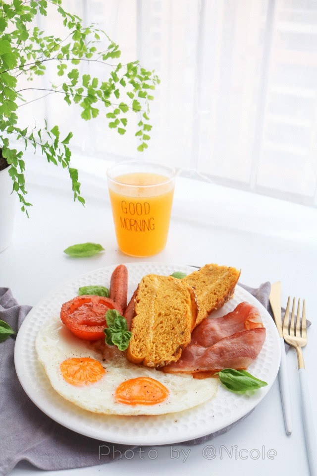 Михаил tweet media