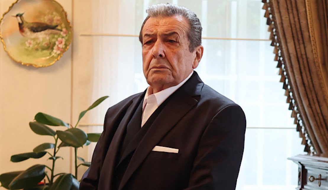 _barcamessi10_'s tweet image. حزين حزين جدًا جدًا جدًا

مع عودته المسلسل راح لمستوى ثاني تمامًا، وقدم شخصية عظيمة وايقونية وثنائية ولا اروع مع يلماز ورفع الرتم بشكل كبير

مدري عن سبب الانفصال هل هو حسب السيناريو او الممثل طلب الانفصال ولكن في كل الحالتين ايًا كان السبب فهو كارثي..
#Abi