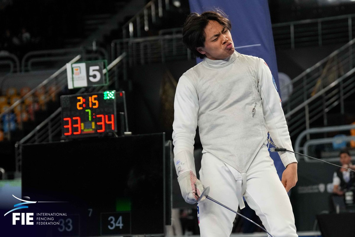 FIE_fencing's tweet image. Highlights from the Cairo Foil World Cup - Men's Team Foil 🇪🇬🤺

📸 Bizzi / Eva Pavia

#esgrima #fencing #escrime #cairo #egypt