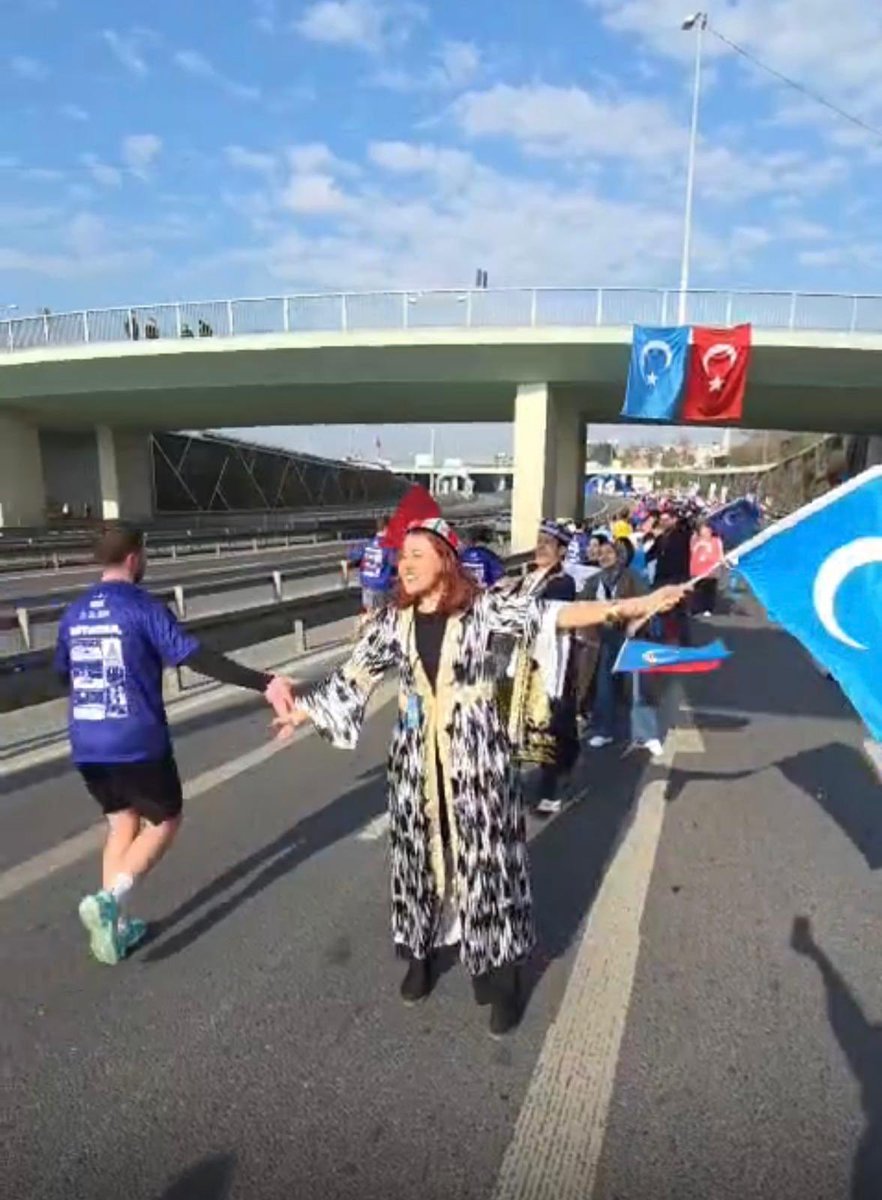 Doğu Türkistan Vakfı tweet media