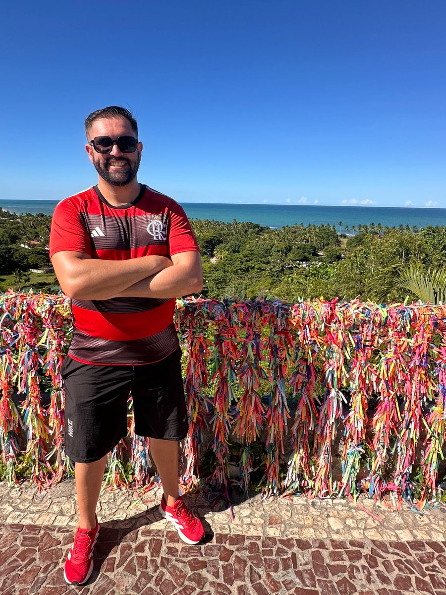 26danielribeiro's tweet photo. Que privilégio é viajar. 
Que privilégio é estar em uma cidade nova. 
Que privilégio sentir o cansaço nas pernas de caminhar o dia inteiro uma  nova cultura. 
Que privilégio é poder colecionar momentos inves de coisas. 
Que privilégio é ver o mundo de braços abertos. https://t.co/bc0diRu7KV