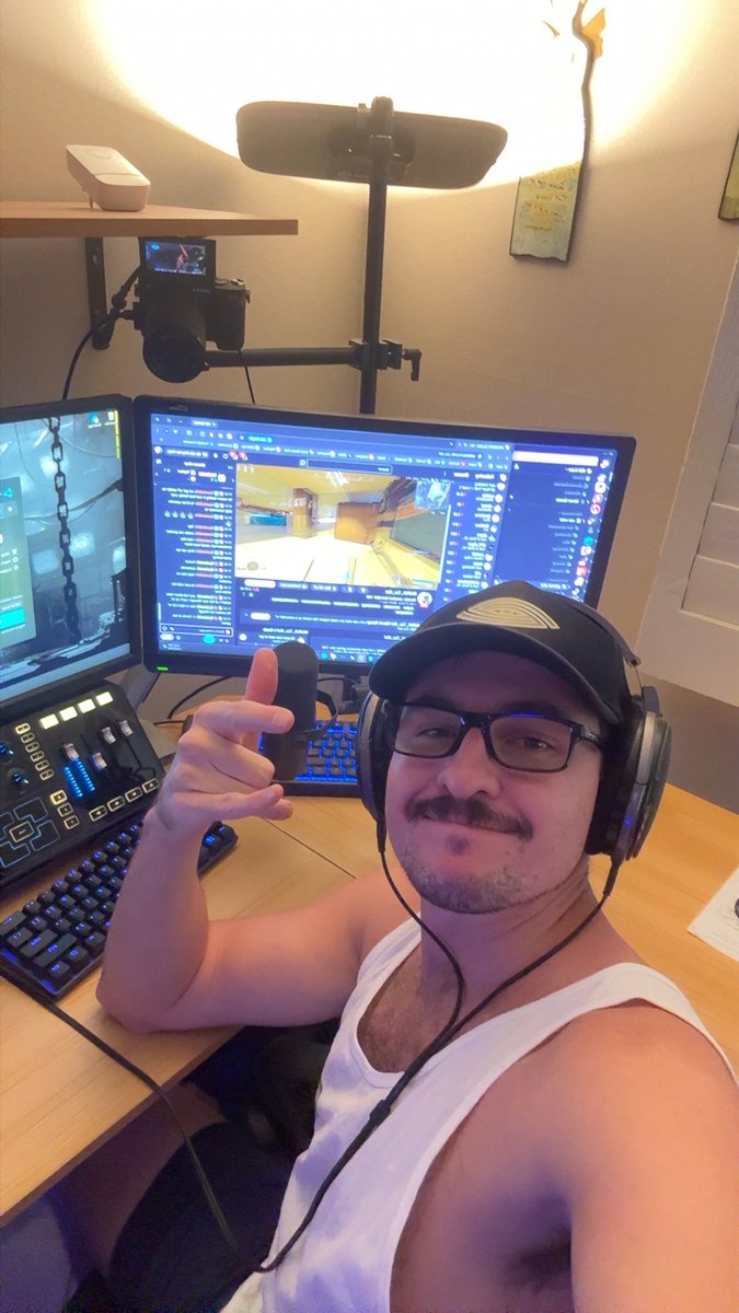 EyeSeeU8's tweet image. Back for a session
twitch.tv/EyeSeeU8

#warzone #callofduty