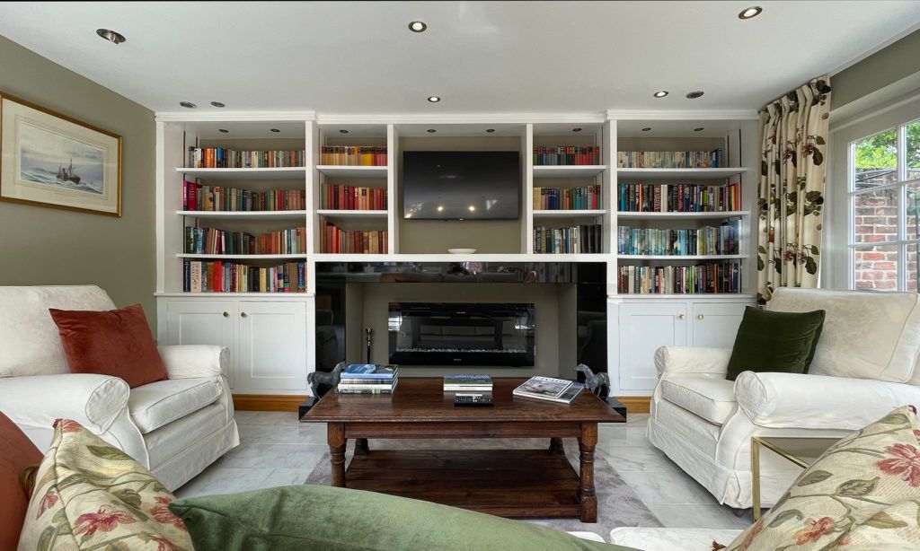 TheHolidayCots's tweet image. Pear Tree House is elegantly furnished throughout, offering a stylish setting for a relaxing stay. Sleeping up to 6 guests, it’s an ideal choice for families or groups looking to enjoy time together in a welcoming space.

🛏️ Sleeps 6
theholidaycottages.co.uk/north-yorkshir…

#HolidayHome #Family