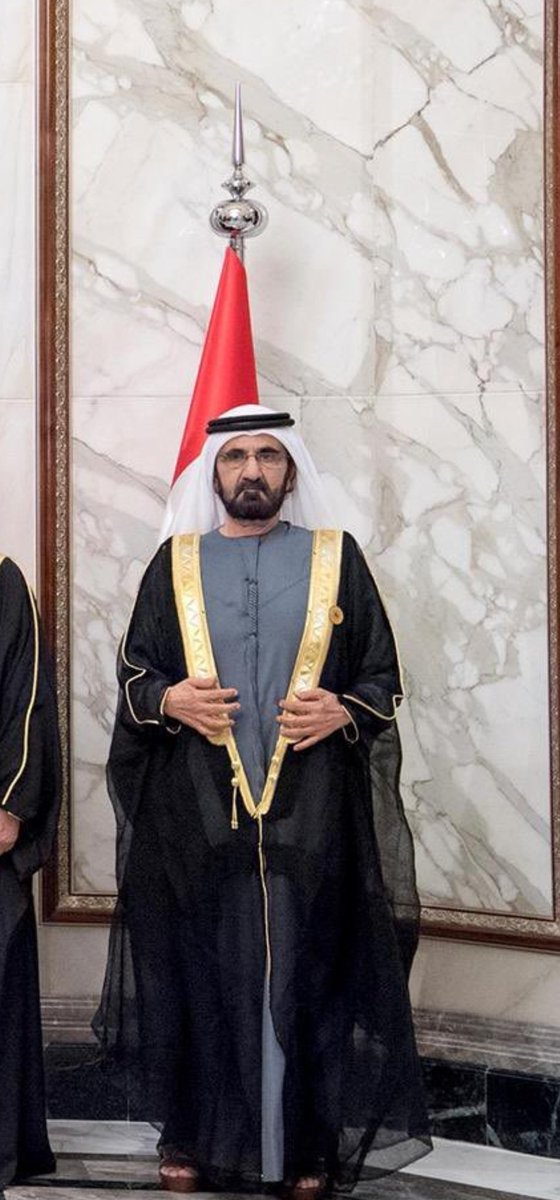 <a href="/Abdulkhaleq_UAE/">Abdulkhaleq Abdulla</a> أجل بروتوكول 

مين قال لأمك انه لازم جنب العلم بالضبط 

.
وهذا ويش تسميه 

الأمور سهلات يالحقود 

.