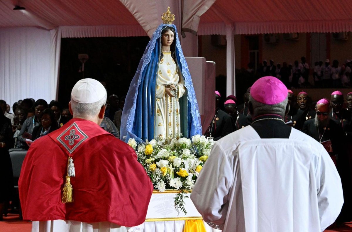 Papst Leo in Angola: Die Highlights Tag 7 dlvr.it/TS6h2k