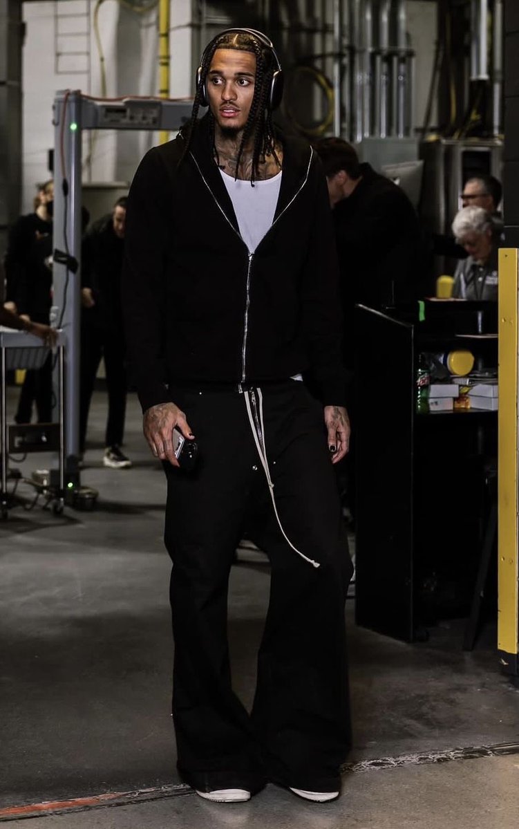 flye$t ✨ tweet media