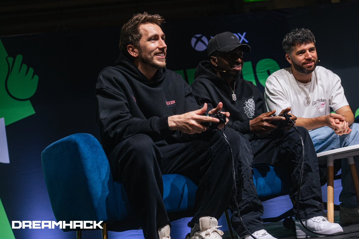 dez.ziau tweet media