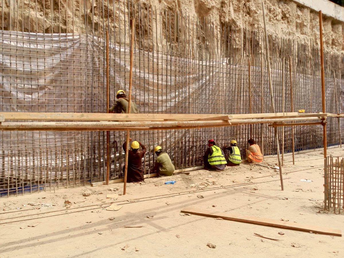 developingpak's tweet image. Nair Bagh Lahore Underground Parking Plaza Under Construction.

#Lahore #NasirBagh #ParkingPlaza #Punjab #Pakistan 🇵🇰