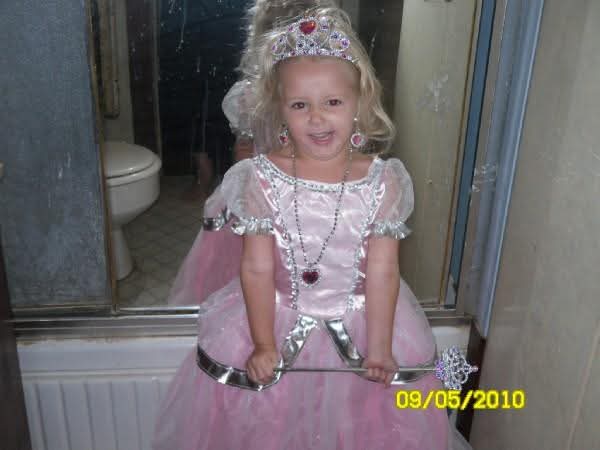 hope_terror's tweet image. She was such a beautiful little girl 
#RIP Penelope 😢