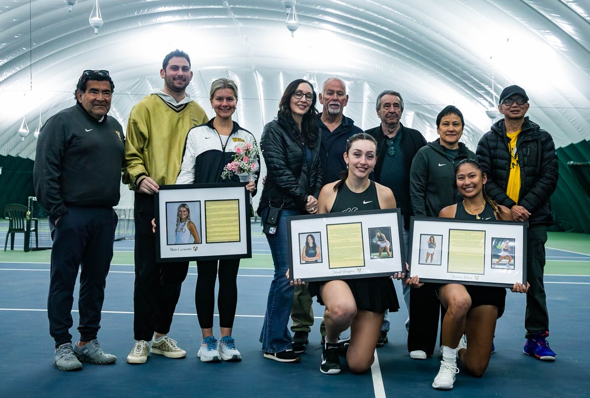 valpoathletics's tweet photo. 🥹 Senior Day
6-1 win over UNI to close it out ✅   

Dear Bob, Olivia, Moira and Madi: Thank you for all you have done for @ValpoWT. #GoValpo #ValpoFamily https://t.co/pav85oQasr