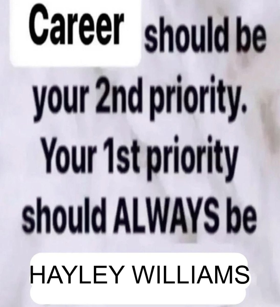 Just Sarahausen 🏳️‍⚧️ tweet media