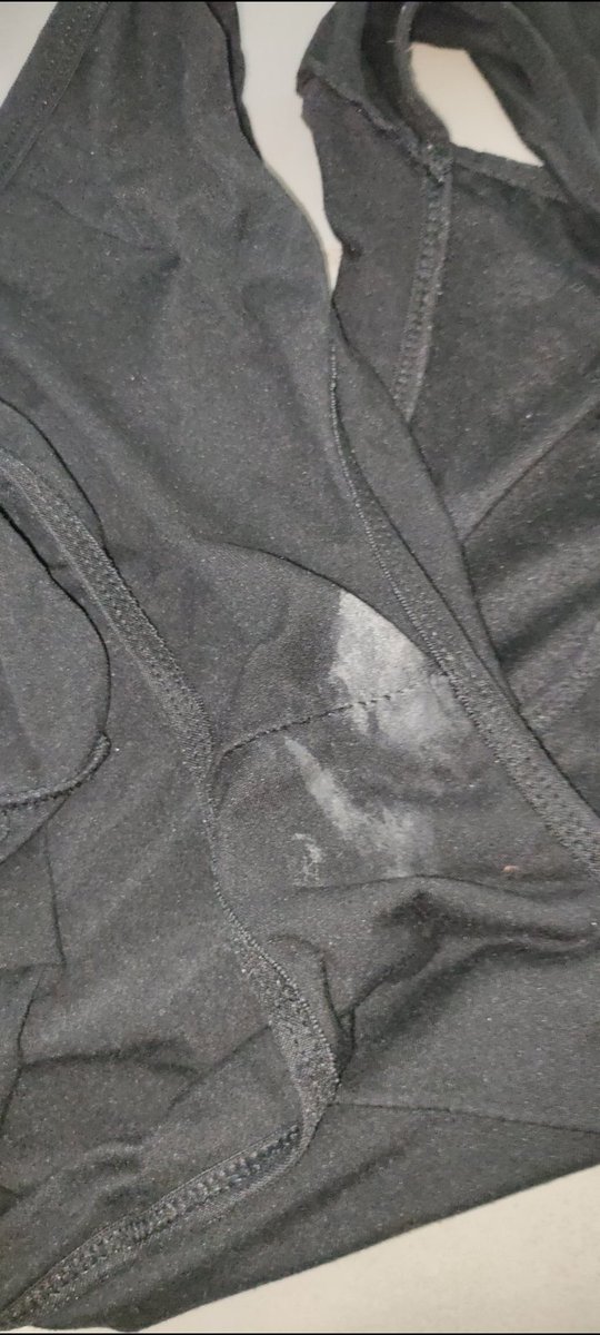 รักกัน นะ tweet media