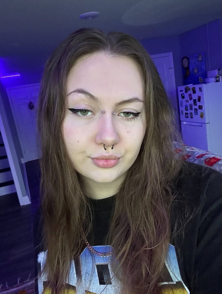 I’m ur nightmare/angel tweet media