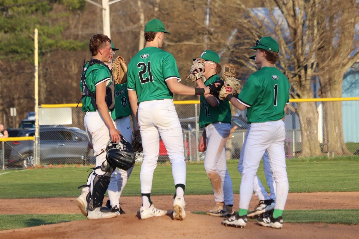 Jared_Boon21's tweet photo. 1 week into the season—4-1 Record
Class of 2028 | OF/1B
Fillmore Central
Looking forward to a great season.
Highlights coming soon.
#Baseball #StudentAthlete https://t.co/01r39XH4pK