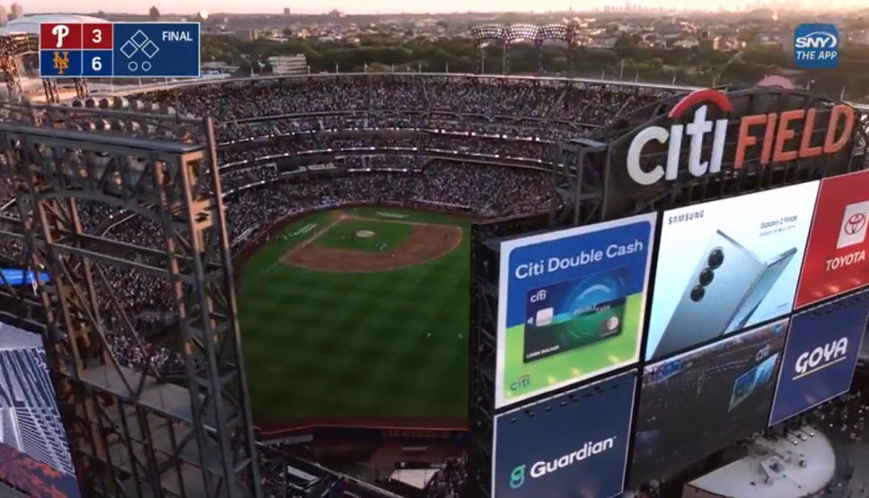 Rich MacLeod tweet media