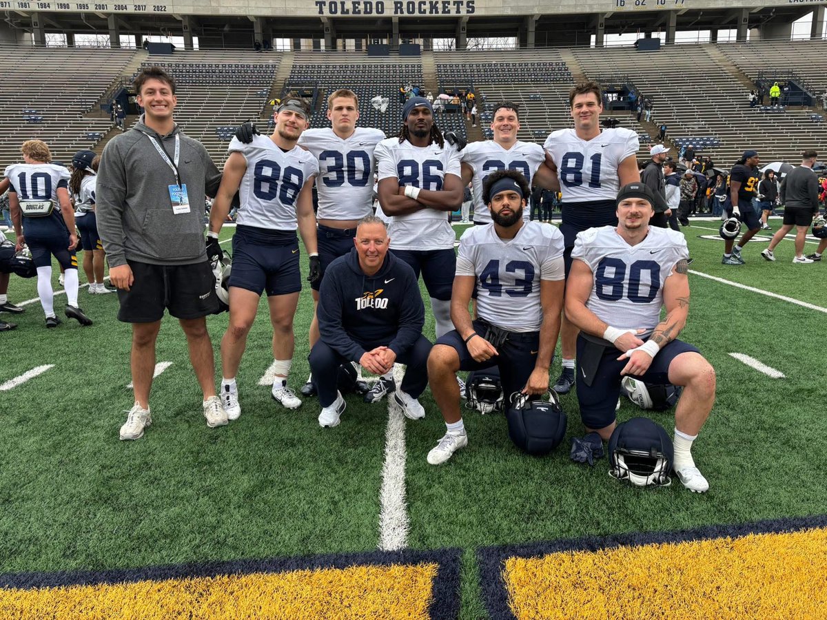 JacobNewell17's tweet photo. Spring game! https://t.co/z1MVak5UeU