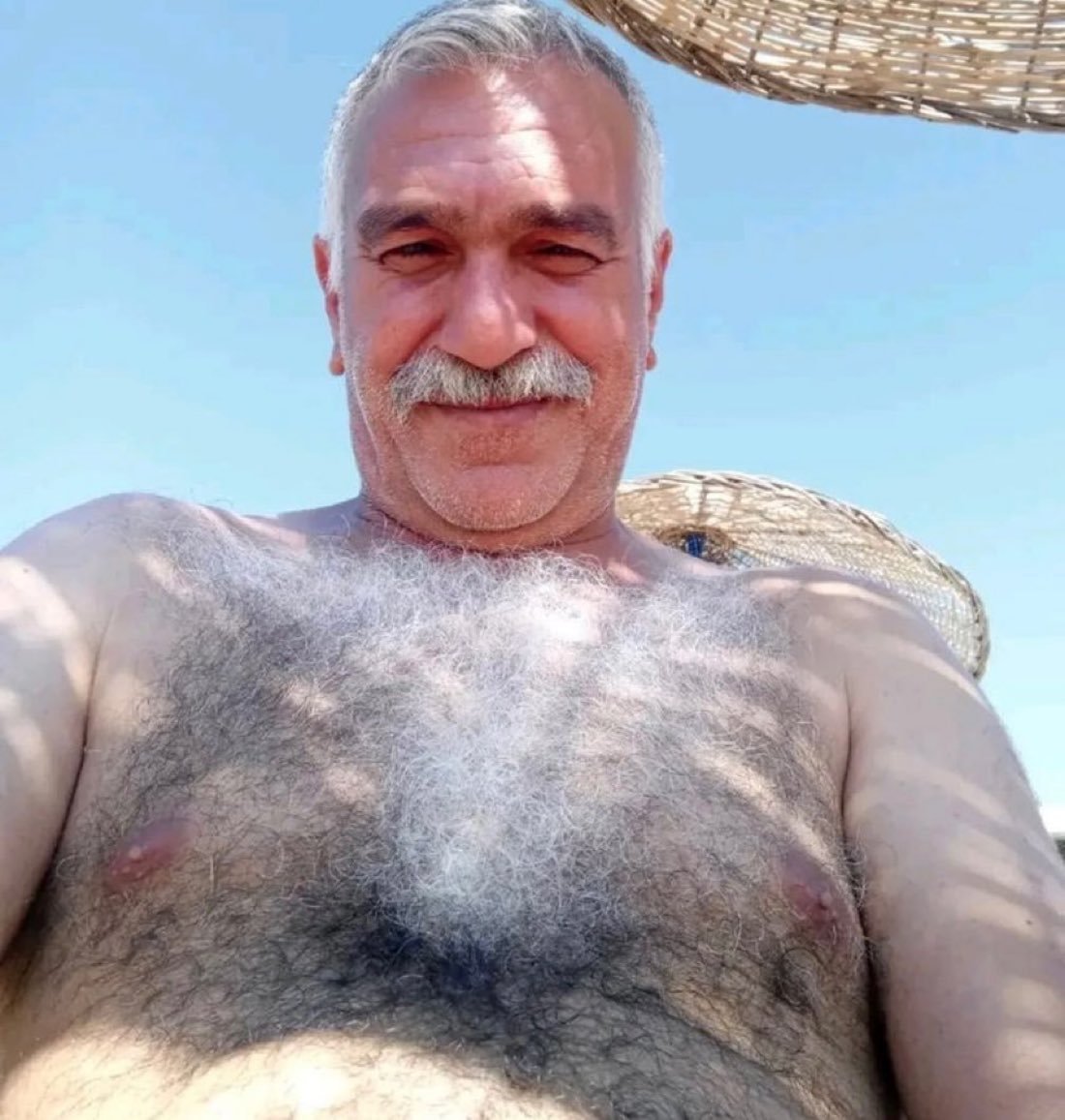 Average hairy men (@hairy_males) / Posts / X