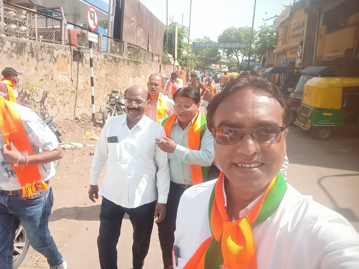 ઈન્ડિયા કોલોની વોર્ડ નરોડા ફ્રુટ માર્કેટ લોક સંપર્ક રાઉન્ડ