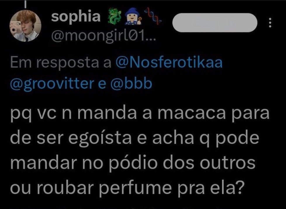 me dói ver essa nojeira sendo dita por alguém que usa os emojis do juliano e da ana. eles não compactuam. a ana tem uma torcida solo que, no mínimo, metade é racista, e não fica tão à vista porque é bem velado. e dói pois é TUDO o que ela repudia. e os adms inflamaram ainda mais.