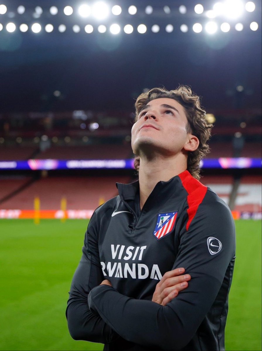 L لــؤي tweet media