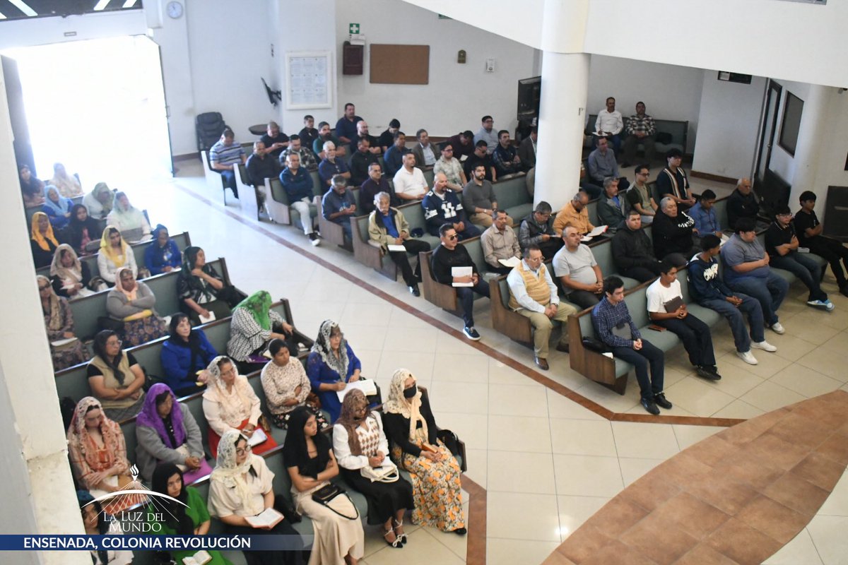lldmensenada's tweet photo. Domingo 19 de abril de 2026 -.(Ensenada, Baja California  - colonia Revolución - La Luz del Mundo).

El Bautismo instituido por el Señor Jesucristo.

#100AñosdeEsperanzaySalvacion
#CentenarioLLDM
#UnidadPerfecta
#LaLuzdelMundoenEnsenada
#Lldmensenada
#Lldm
#ElAmorNosUne https://t.co/8S5DhhNfBg